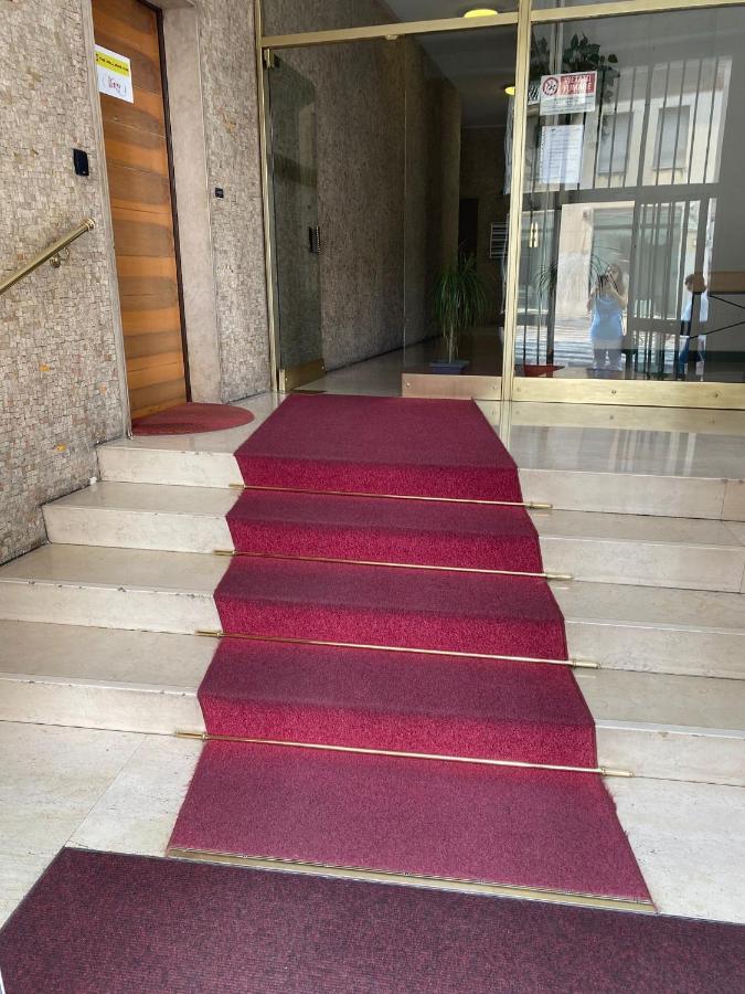 Lovely Apartment In The New Porta Nuova Area Milano Exterior foto